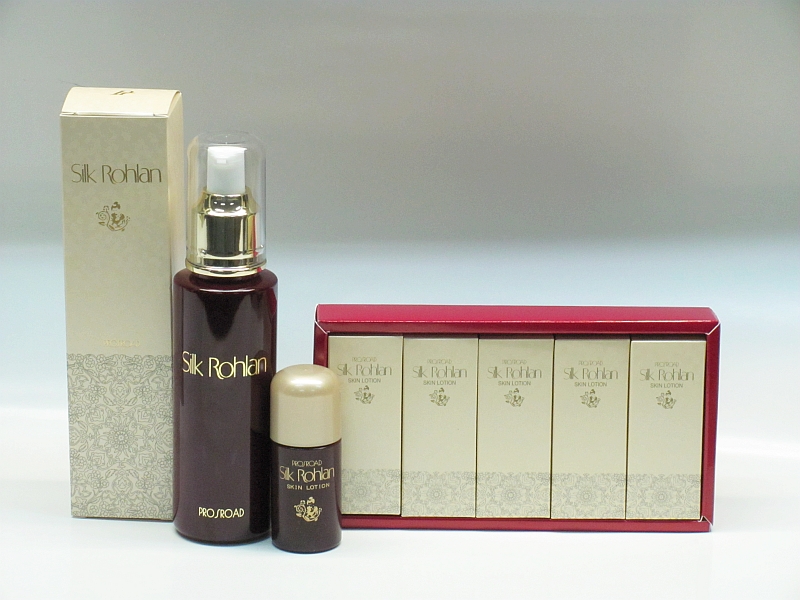 シルクローランスキンローション（化粧水）